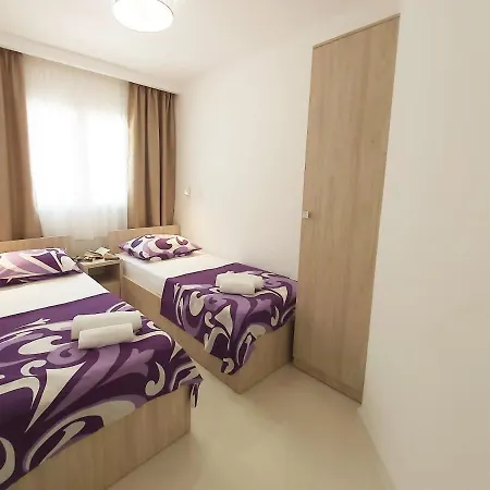 Lägenhet Apartmani Zora