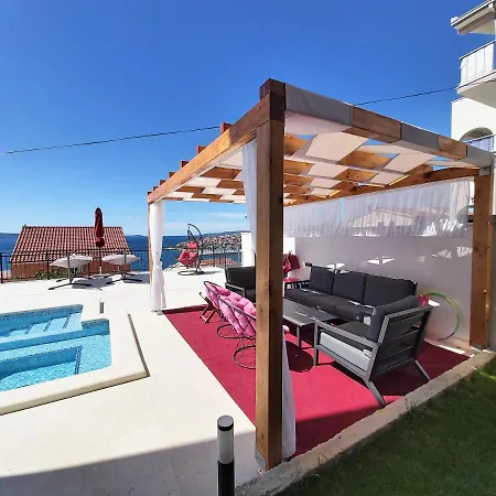 Apartmani Zora * Trogir