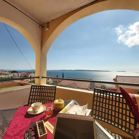 Apartmani Zora Apartman *