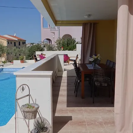 Lägenhet Apartmani Zora Trogir