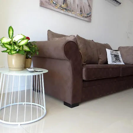 Apartmani Zora Lägenhet *
